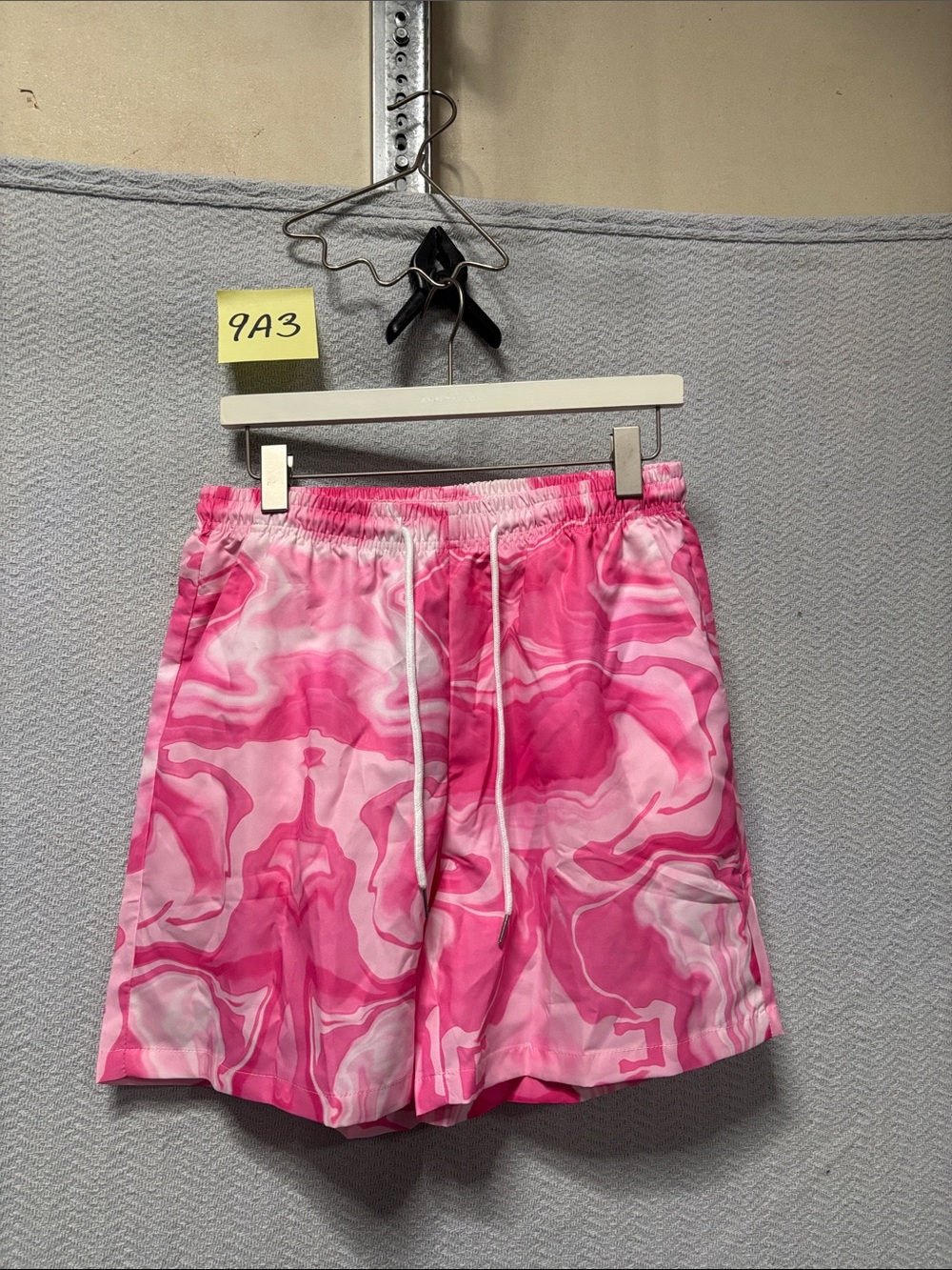 Romwe men’s medium swim shorts NWT